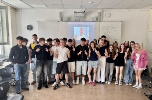 Mehr über den Artikel erfahren Berufliche Einblicke in die IT-Welt – Classchats in den Klassen 9a und 10a