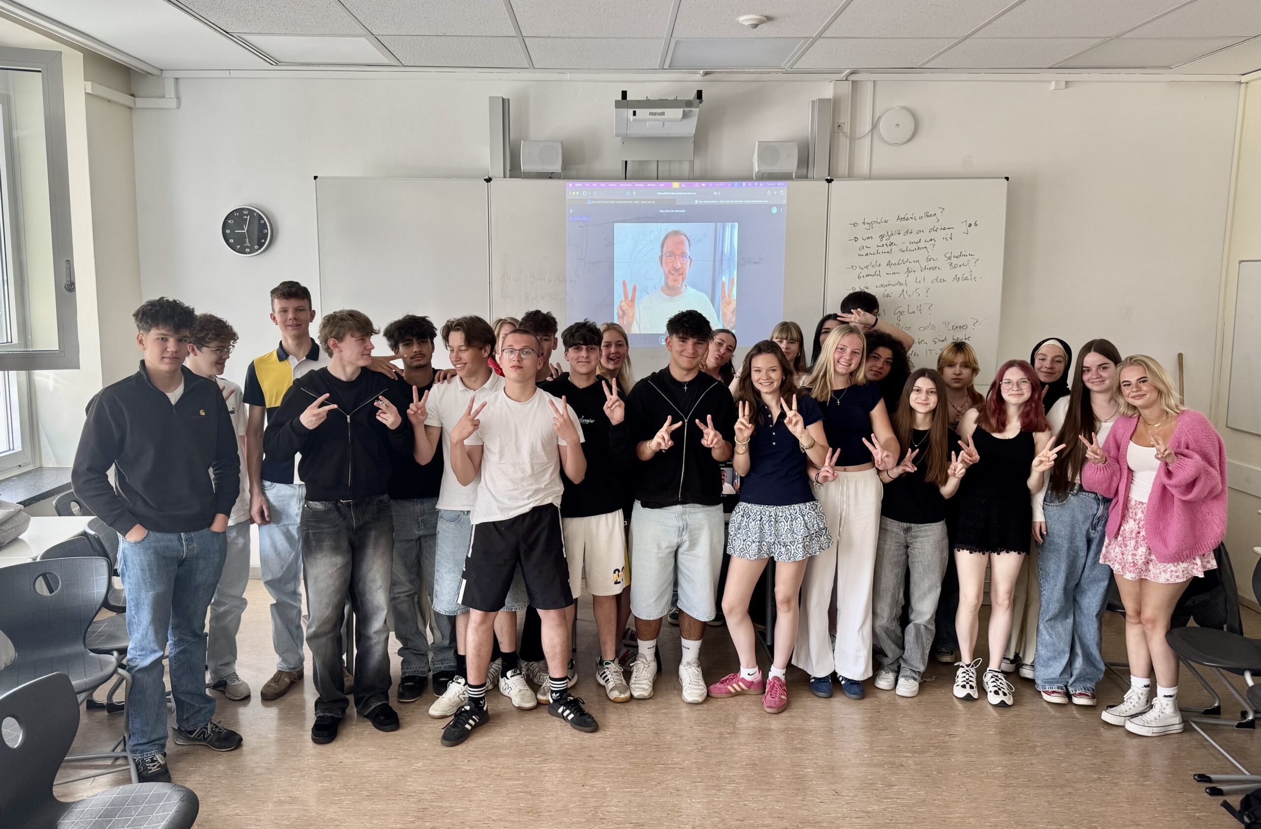Du betrachtest gerade Berufliche Einblicke in die IT-Welt – Classchats in den Klassen 9a und 10a