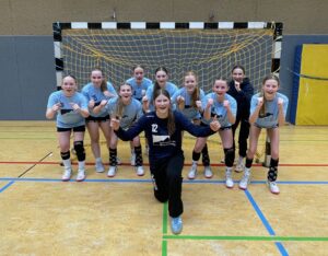 Mehr über den Artikel erfahren Mission Landesentscheid: die U16 Handballerinnen des GaBö gewinnen den Bezirksentscheid!