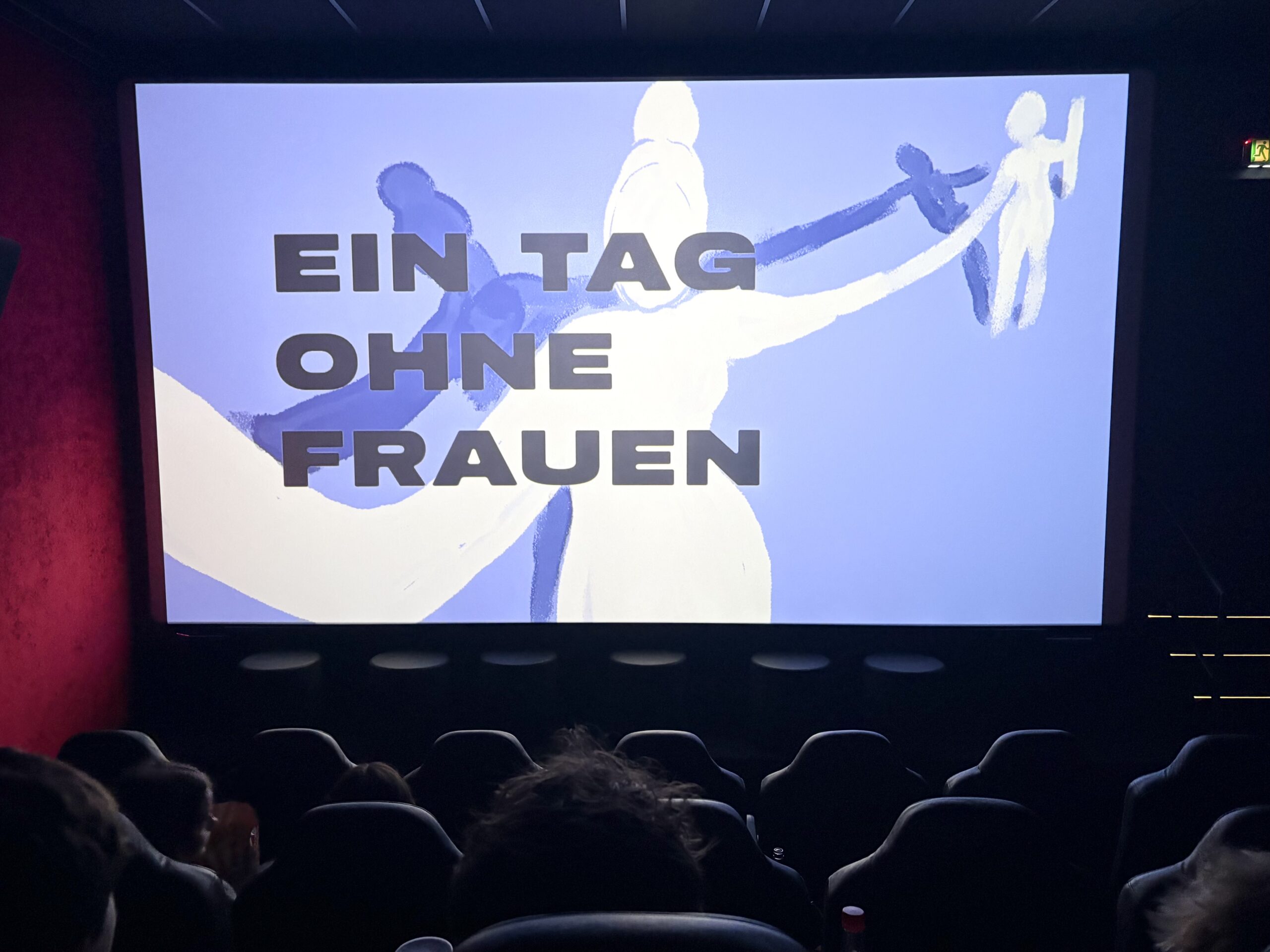 Du betrachtest gerade „Ein Tag ohne Frauen“ – Besuch der 8a im Roxy-Kino Helmstedt